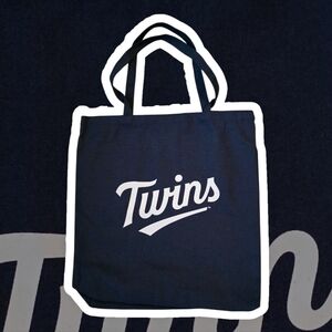 Twins Navy Blue Tote Bag. NWOT